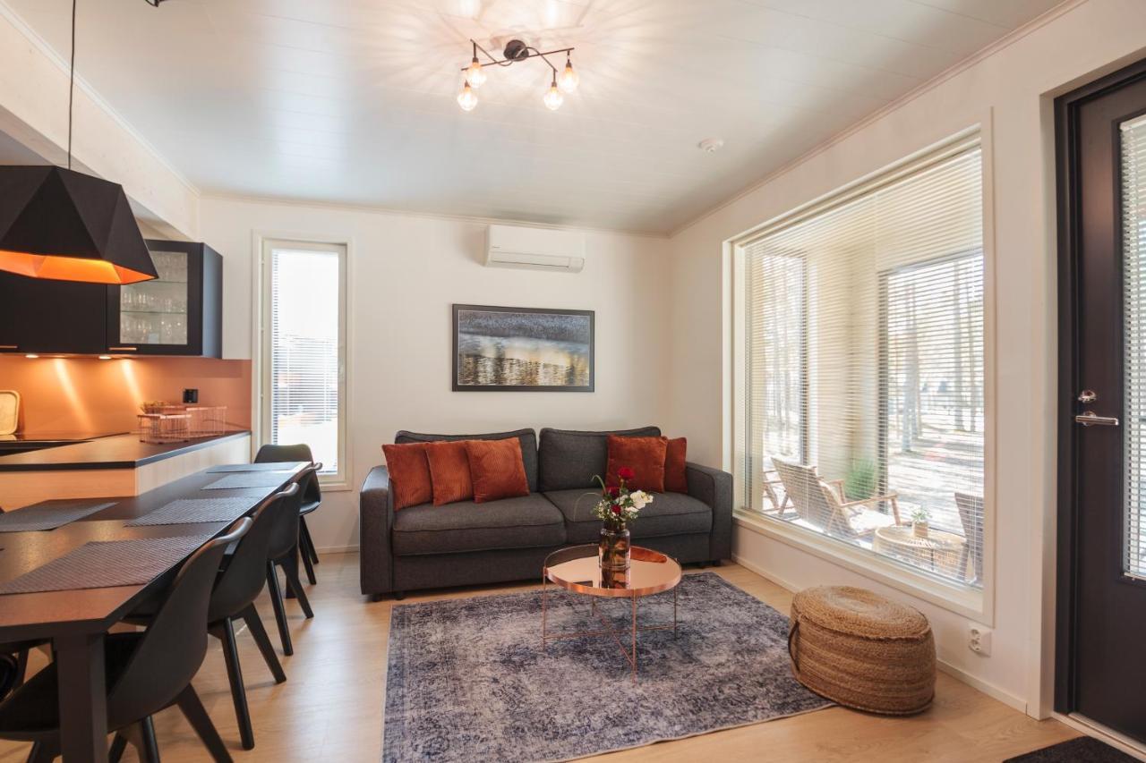 Apartment Tuomenkartano B1 Iso Huoneisto Saunalla Kalajoki Bagian luar foto